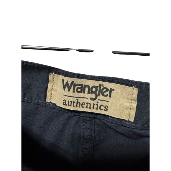 Wrangler Men’s Cargo Pants NWT Size 38X29 Navy - Picture 5 of 8